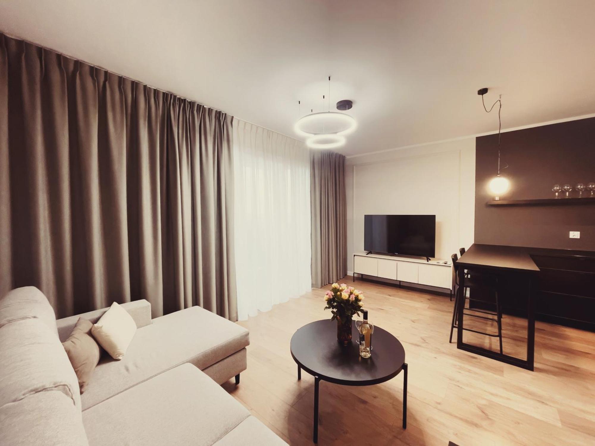 Finezja Apartment With Private Parking Thorn Exterior foto