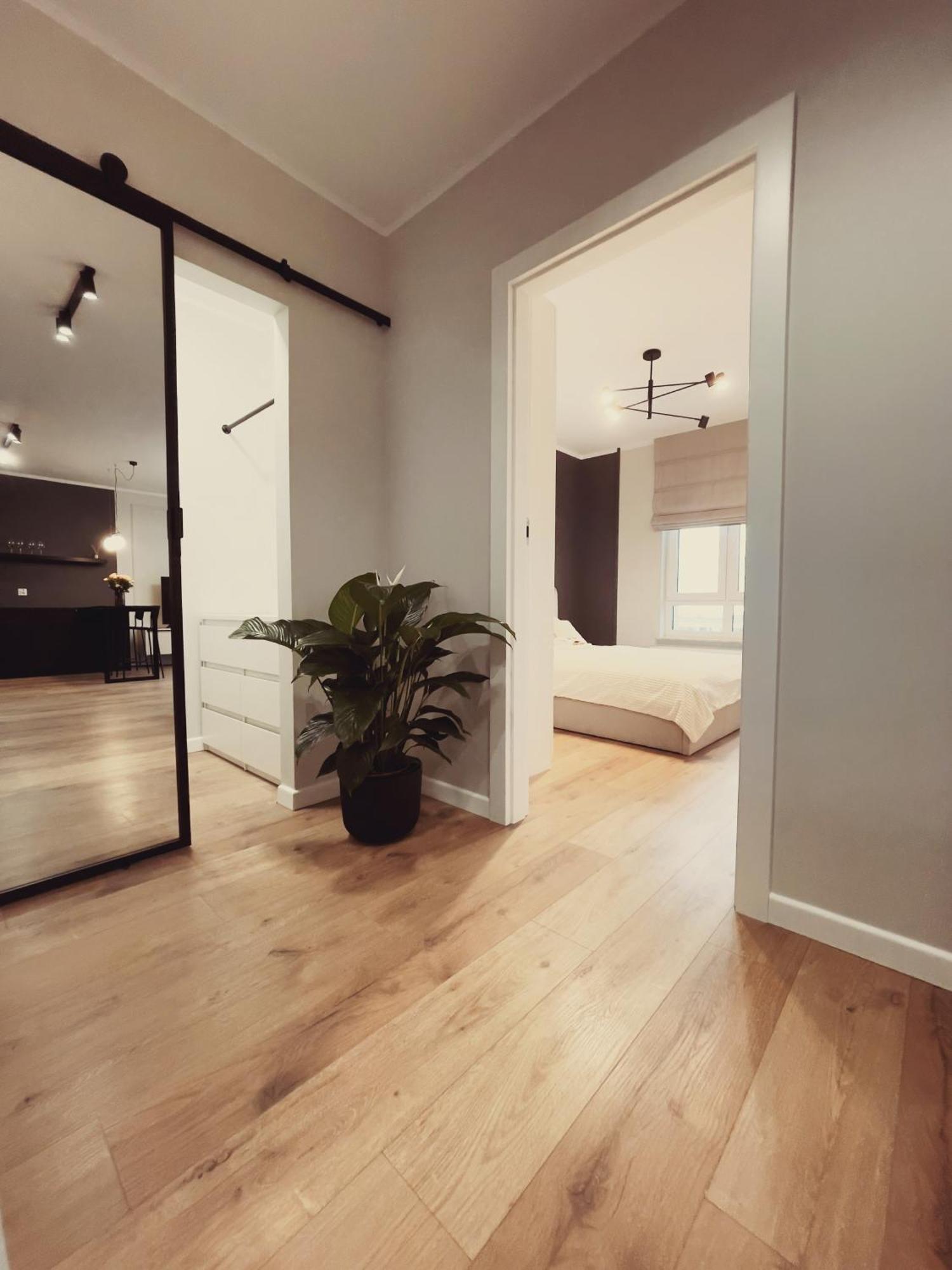 Finezja Apartment With Private Parking Thorn Exterior foto