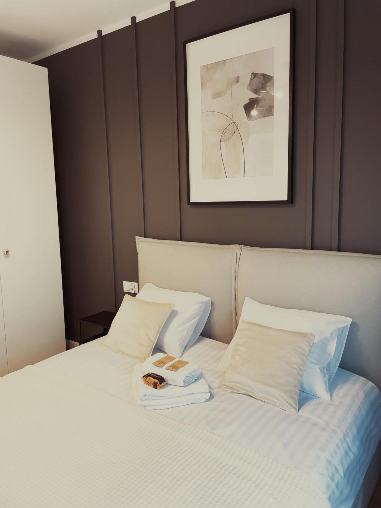 Finezja Apartment With Private Parking Thorn Exterior foto